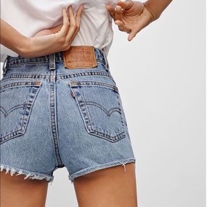 VINTAGE LEVIS SHORTS